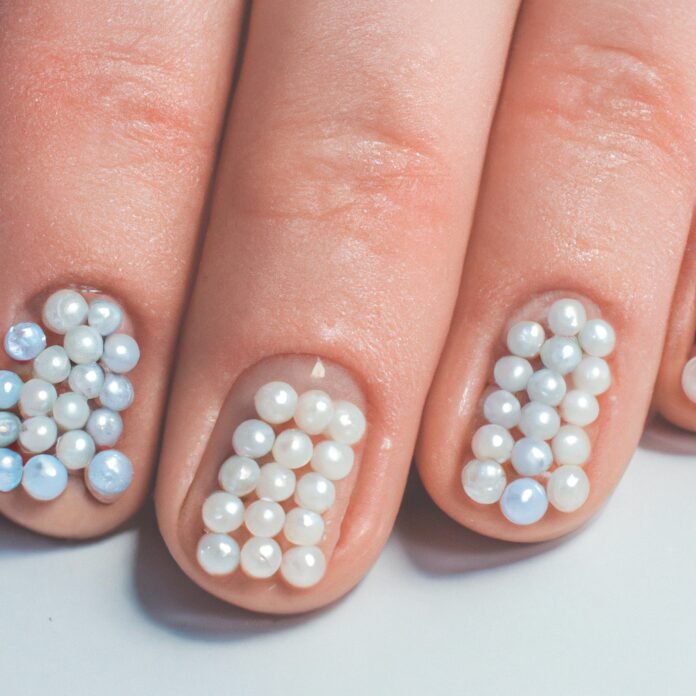 Pearl Nail Accents: Adding Elegance and Class to Your Manicure